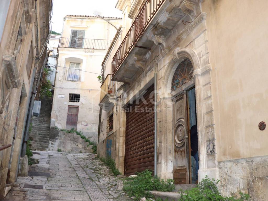 Palazzo / stabile a Modica in Via Vincenzo Albanese, 10 - Foto 2