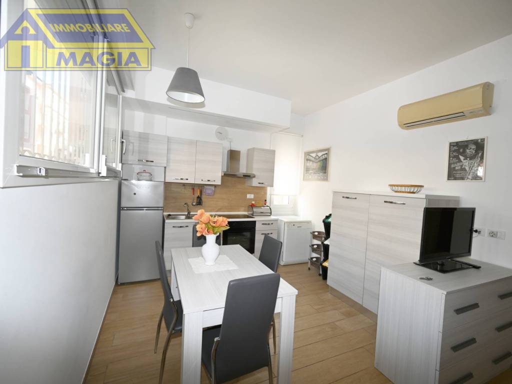 Appartamento a San benedetto del tronto in Viale De Gasperi, 21 - Foto 2