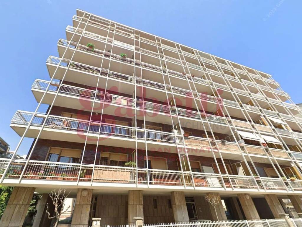 Appartamento a Torino in via INVERNIZIO, 3 - Foto 2