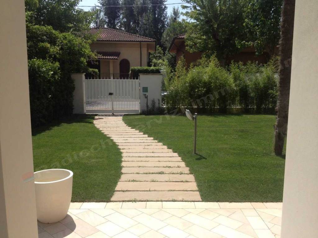 Villa a Forte dei marmi in Via Giuseppe Mazzini, 93 - Foto 2