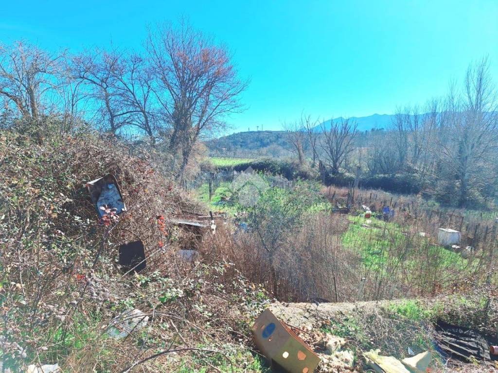 Terreno a Bucciano in Via madonna delle grazie - Foto 3