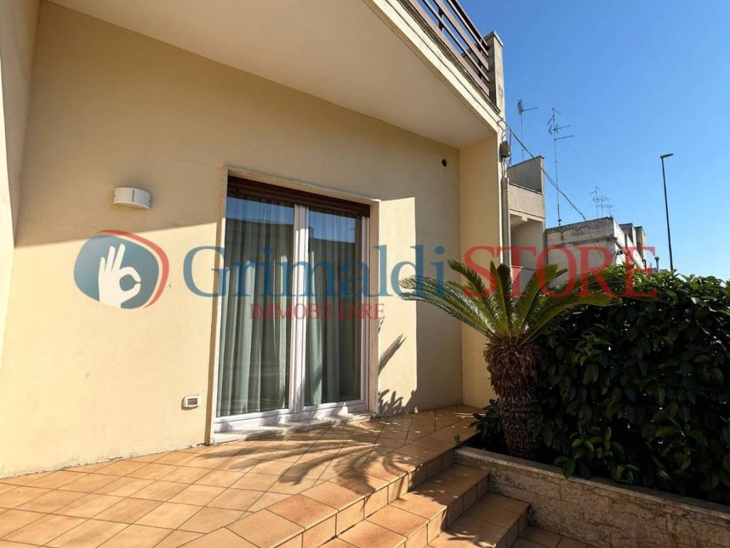 Casa indipendente a Lecce in Via Rocco Scotellaro, 14 - Foto 2