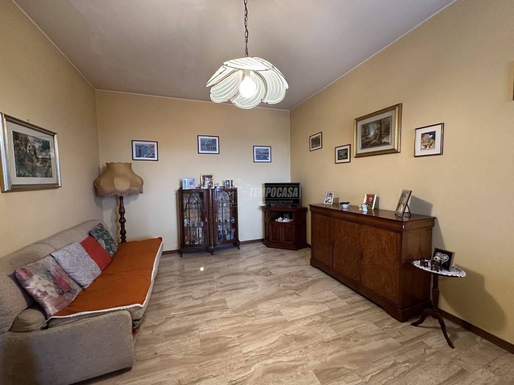 Villa a Pastrengo in Via Bionde 54 - Foto 3