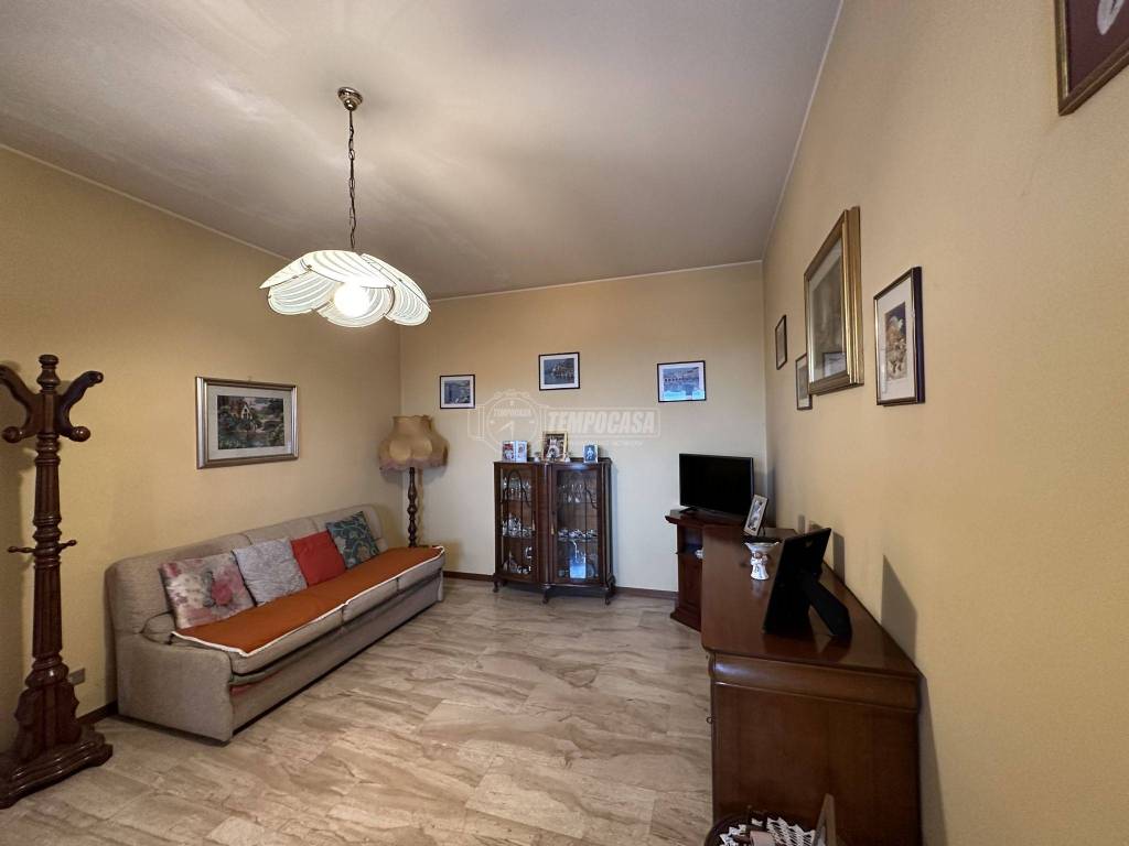 Villa a Pastrengo in Via Bionde 54 - Foto 5