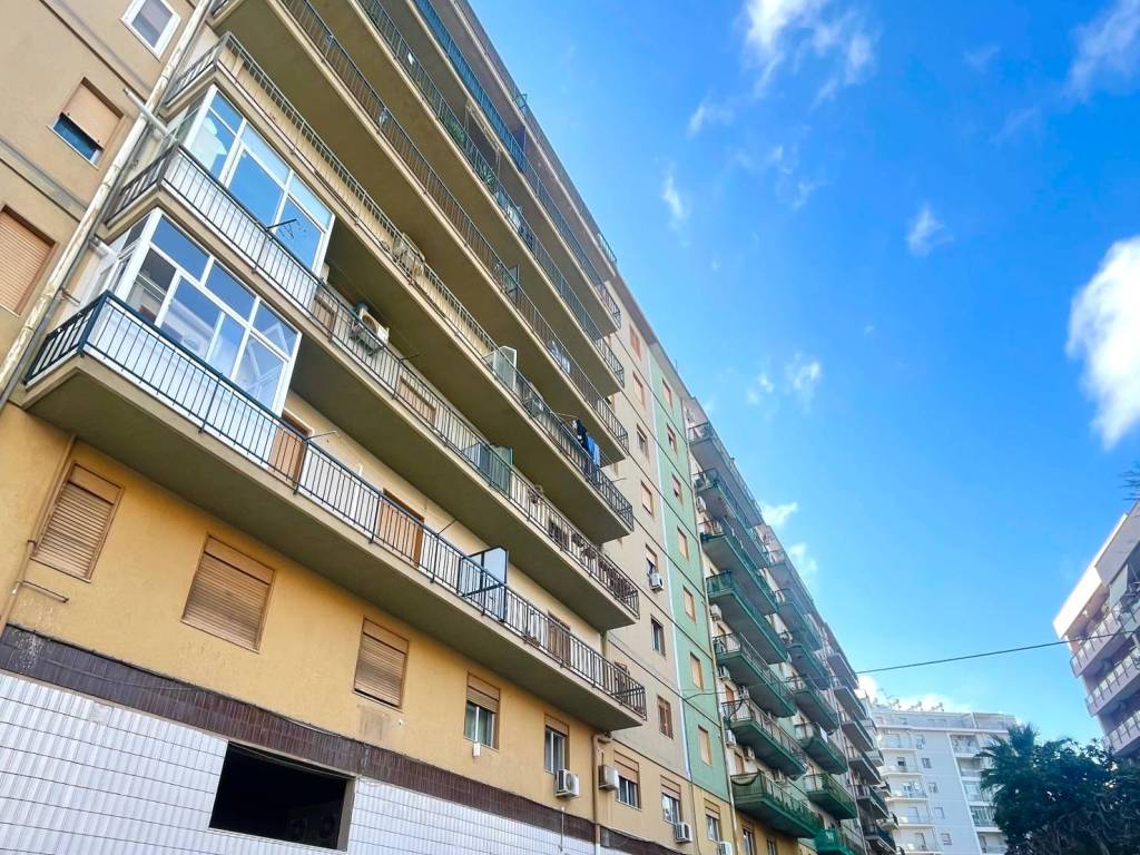 Appartamento a Siracusa in Viale Teracati - Foto 3