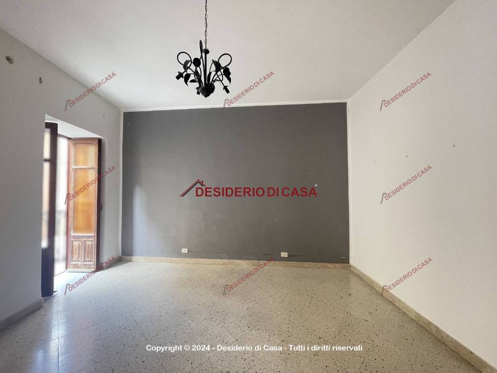 Appartamento a Cefalù in Via Ortolani di Bordonaro, 97 - Foto 2