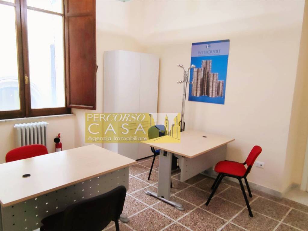 Immobile a Teramo in PIAZZA MARTIRI DELLA LIBERTA' - Foto 4