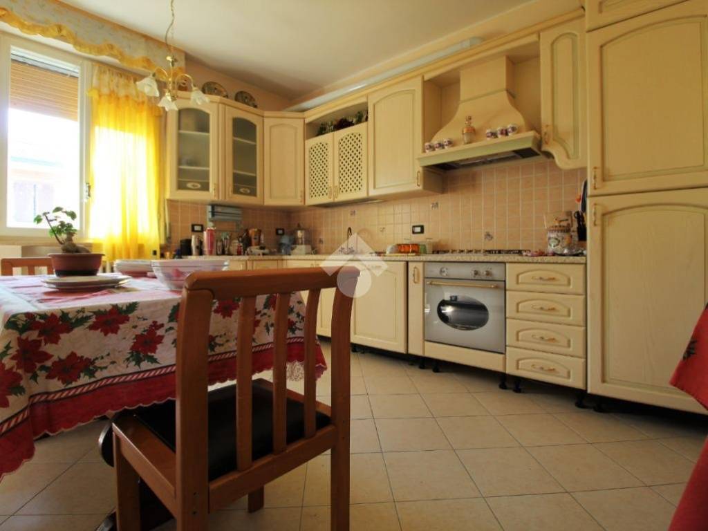Villa a Cadelbosco di sopra in Via Giuseppe Mazzini, 45 - Foto 4