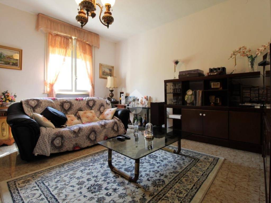 Villa a Cadelbosco di sopra in Via Giuseppe Mazzini, 45 - Foto 5