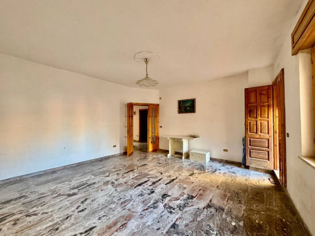 Appartamento a Matino in Via degli Eroi - Foto 5