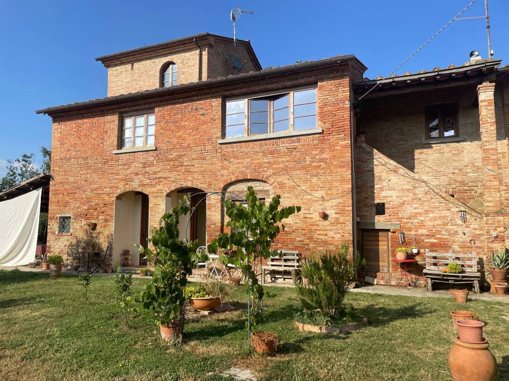 Rustico / casale a Foiano della chiana in Via del Colle - Foto 2