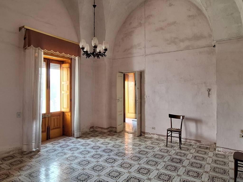 Casa indipendente a Veglie in Via Vittorio Alfieri, N. 160 - Foto 2