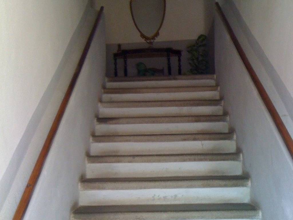 Palazzo / stabile a Vaiano in Via Val di Bisenzio, 157 - Foto 5