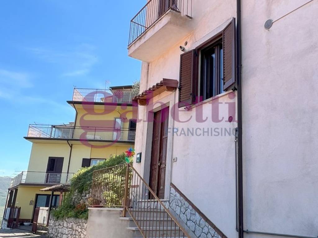 Casa indipendente a Sesto campano in Via Insorti d'Ungheria , 4 - Foto 2