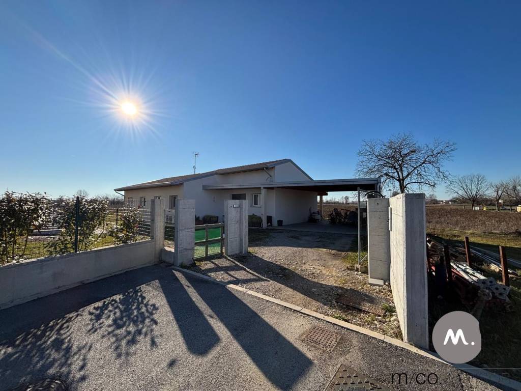 Villa a Azzano decimo in Via Piave - Foto 2