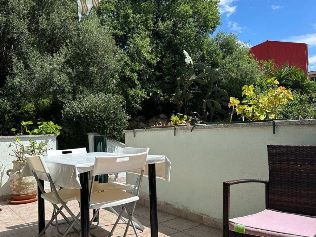 Appartamento a Arzachena in Via L. Fois - Foto 3