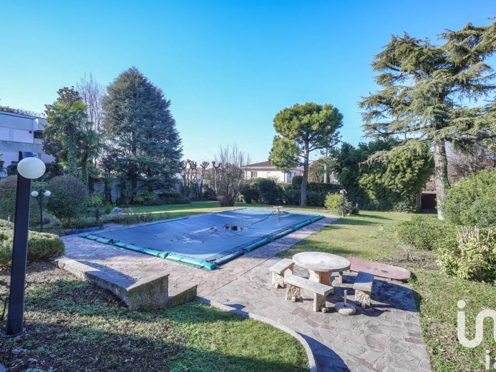 Villa a Castiglione delle stiviere in Via Walter Gnutti, 64 - Foto 3