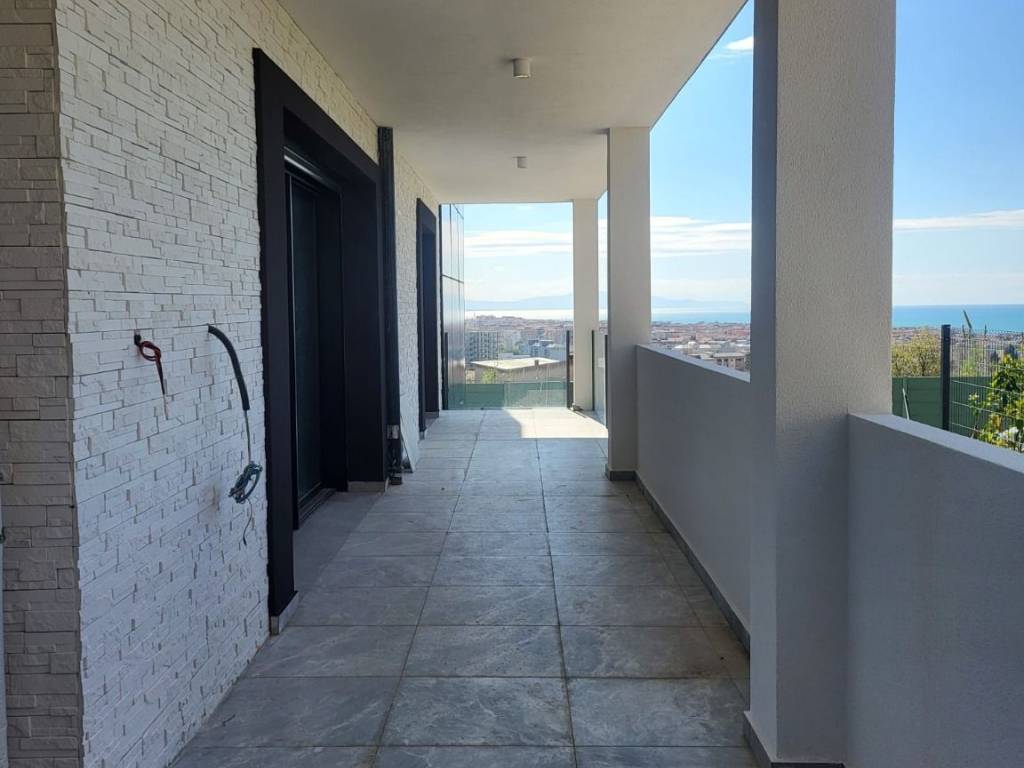 Appartamento a Salerno in Svincolo Sala Abbagnano-Torrione - Foto 5