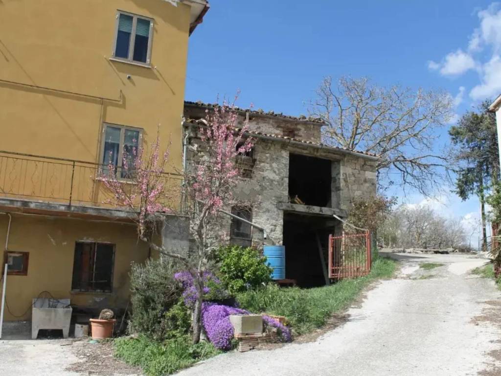 Rustico / casale a Sant'agata feltria in Località Petrella Guidi Casalecchio - Foto 2