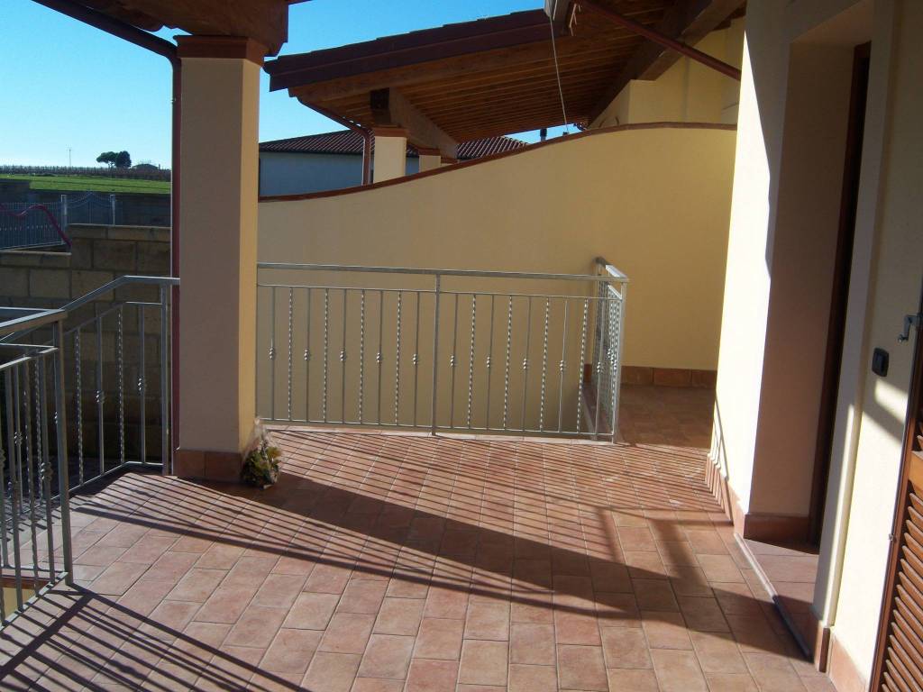 Villa a Ladispoli in Via Rimessa Nuova - Foto 3
