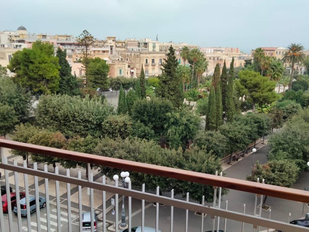Appartamento a Bisceglie in Piazza Vittorio Emanuele II, 49 - Foto 2