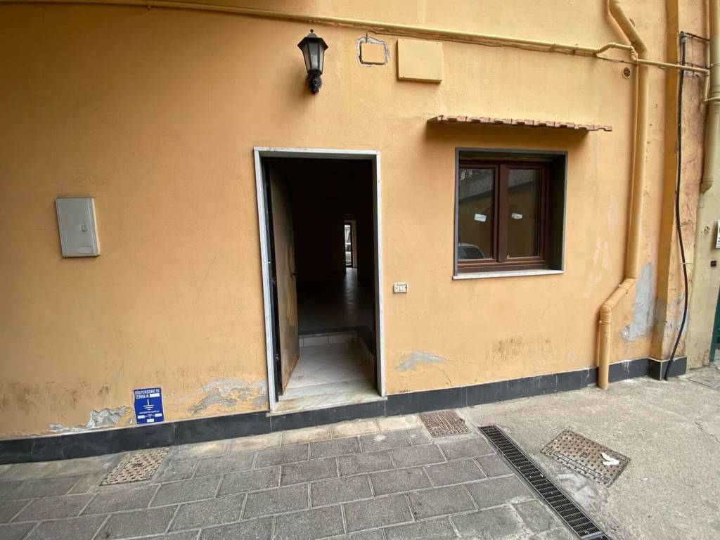 Appartamento a Nocera inferiore in Via D'Entice D'Accadia, 26 - Foto 4