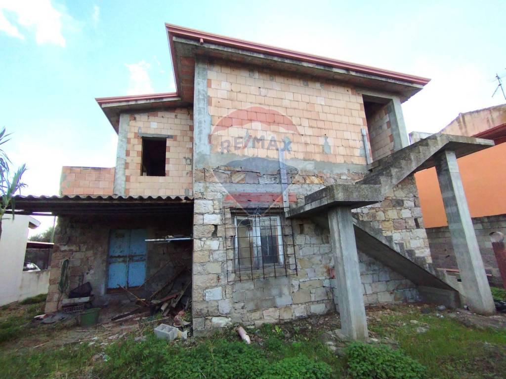Rustico / casale a Tratalias - Foto 2