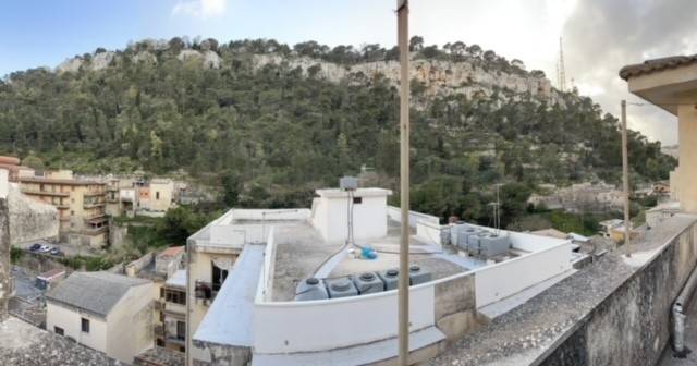 Villa a Modica in Via Iachinoto Saverio - Foto 2