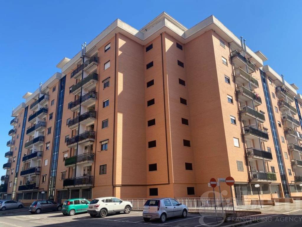 Appartamento a Aprilia in Via Alfredo Casella , 8 - Foto 3