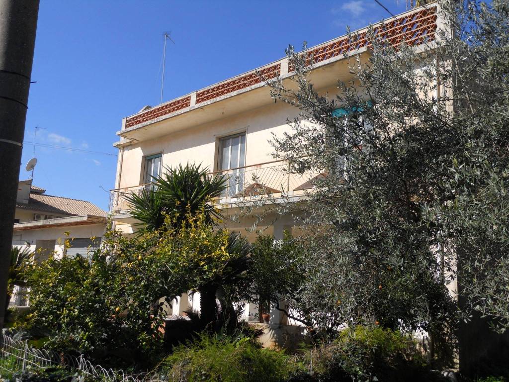 Villa a Modica in Via Vinicio Rizza - Foto 2