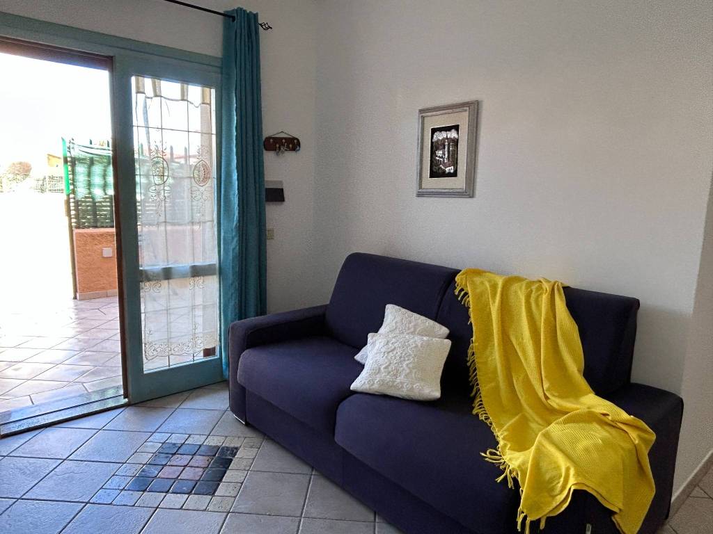 Appartamento a Loiri porto san paolo in Via Raffaello - Foto 3