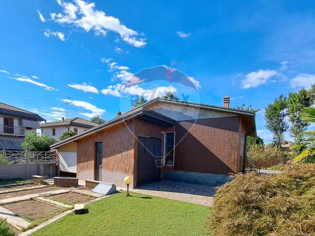Villa a Busto arsizio in Viale Toscana - Foto 2