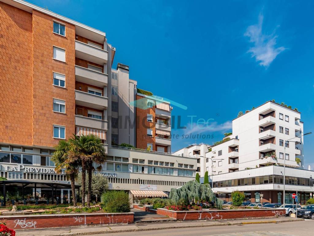 Immobile a Saronno in Piazza de Gasperi, 15 - Foto 4