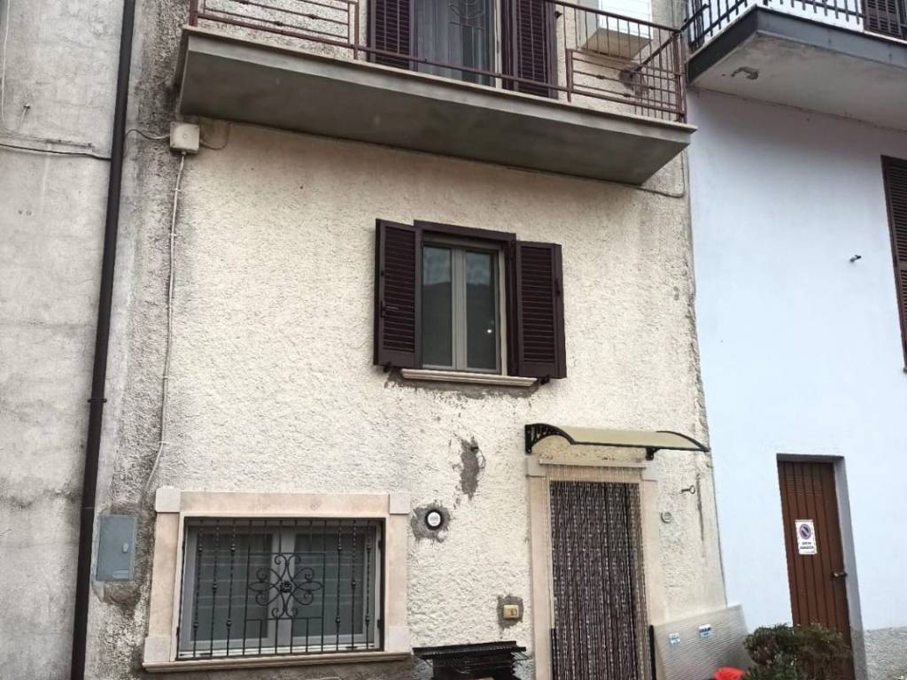 Casa indipendente a Vallepietra in Via 3 Novembre - Foto 3