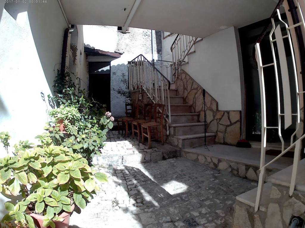 Appartamento a Roccamandolfi in Via Fontana S.N.C. - Foto 2