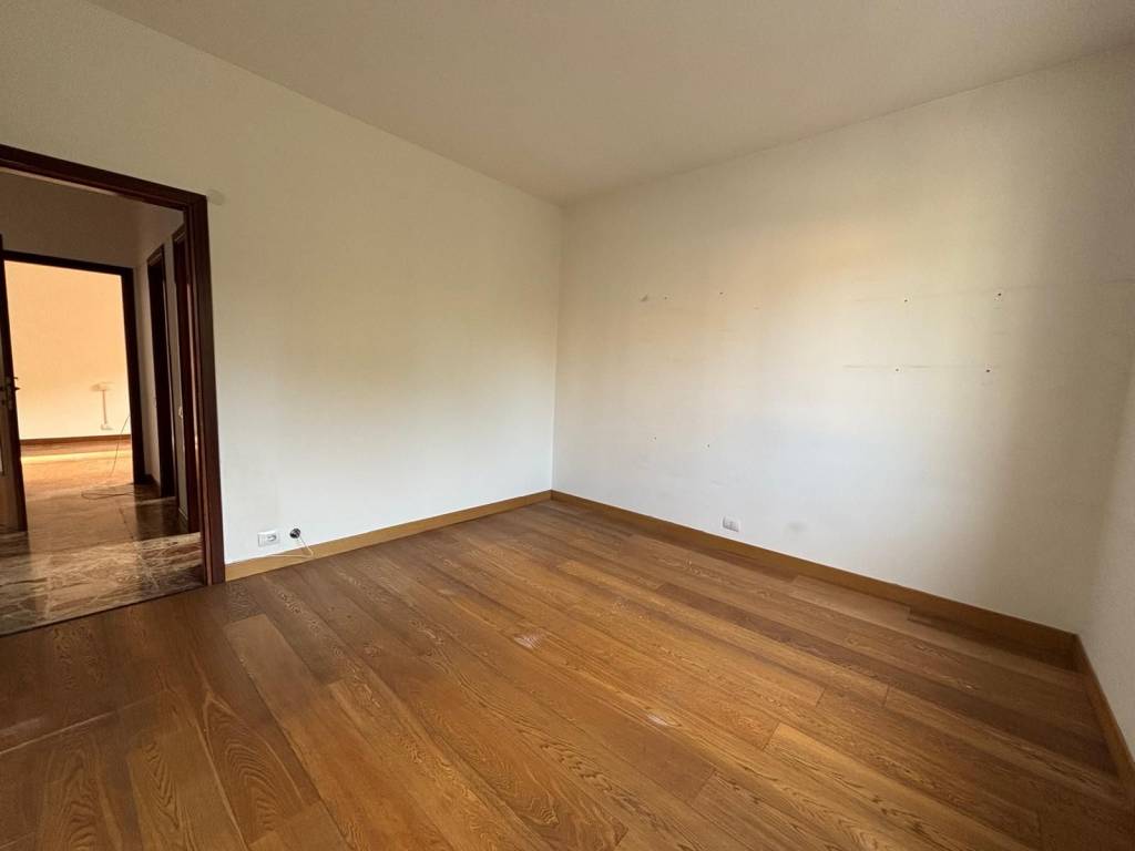 Appartamento a Cantù in Via Vittorio Vergani - Foto 2