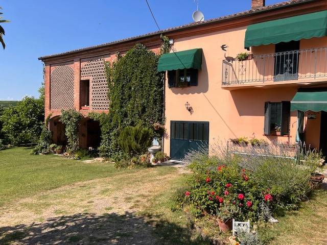 Rustico / casale a Calliano in Via Vittorio Emanuele II, 27 - Foto 2