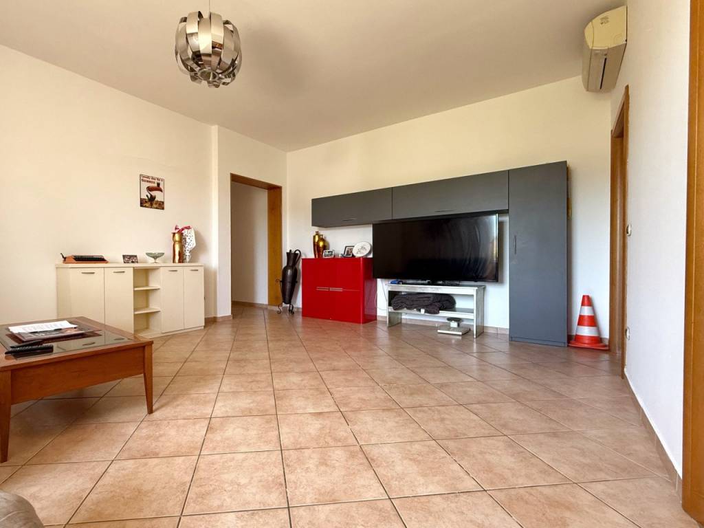 Appartamento a Verona in Via Bengasi, 5 - Foto 4