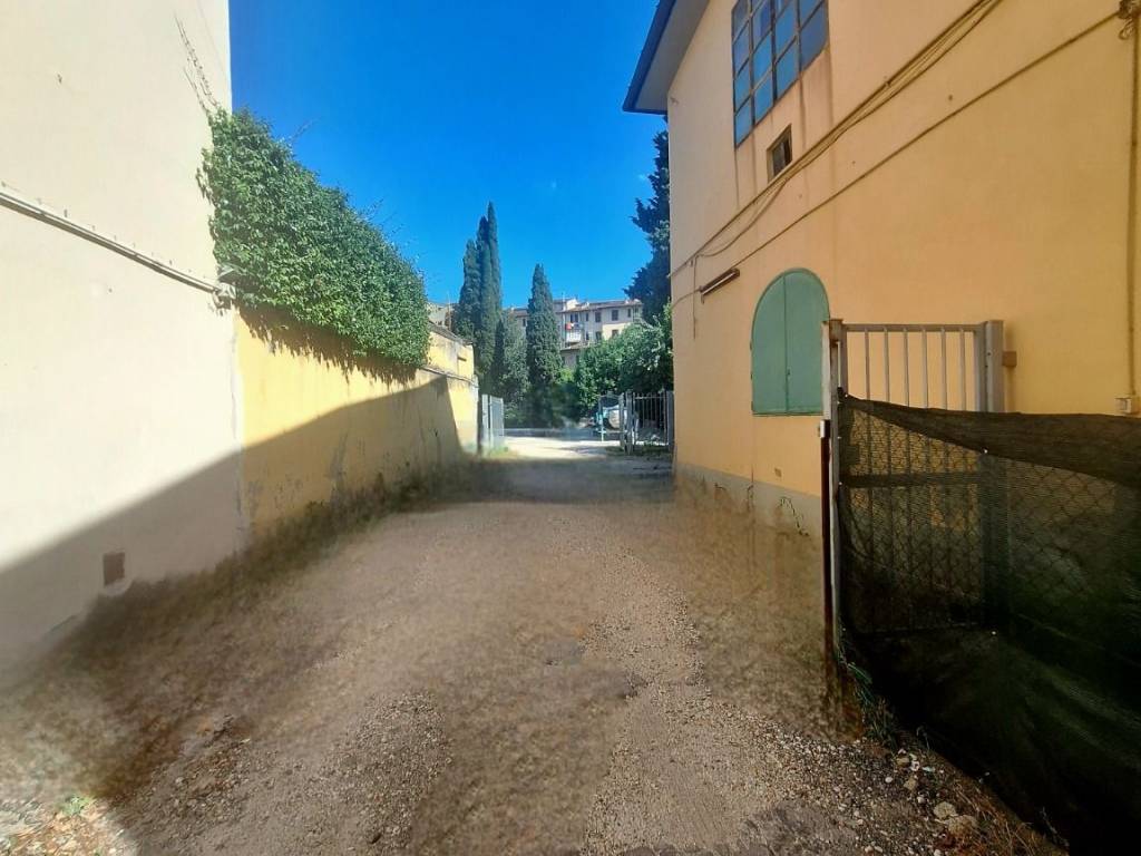 Box / garage a Firenze in Ponte Ranieri Bustelli - Foto 2