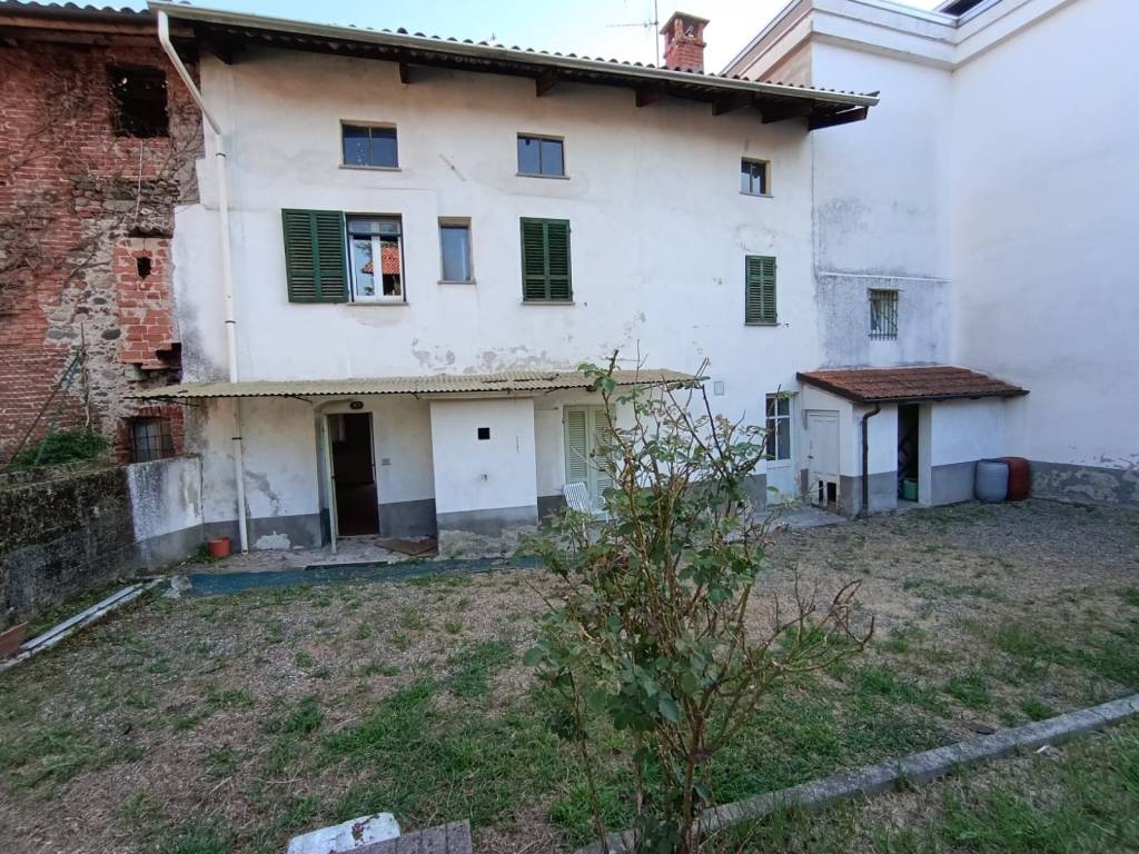 Villa a Cossato in Via Martiri della Libertà, 57 - Foto 3