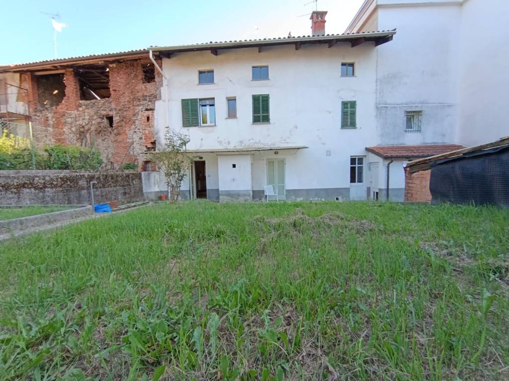 Villa a Cossato in Via Martiri della Libertà, 57 - Foto 4