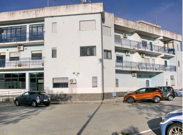 Immobile a Crotone in Str Statale 106 Jonica SNC - Foto 3