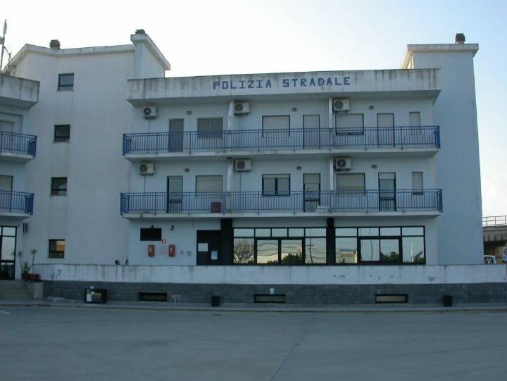 Immobile a Crotone in Str Statale 106 Jonica SNC - Foto 4