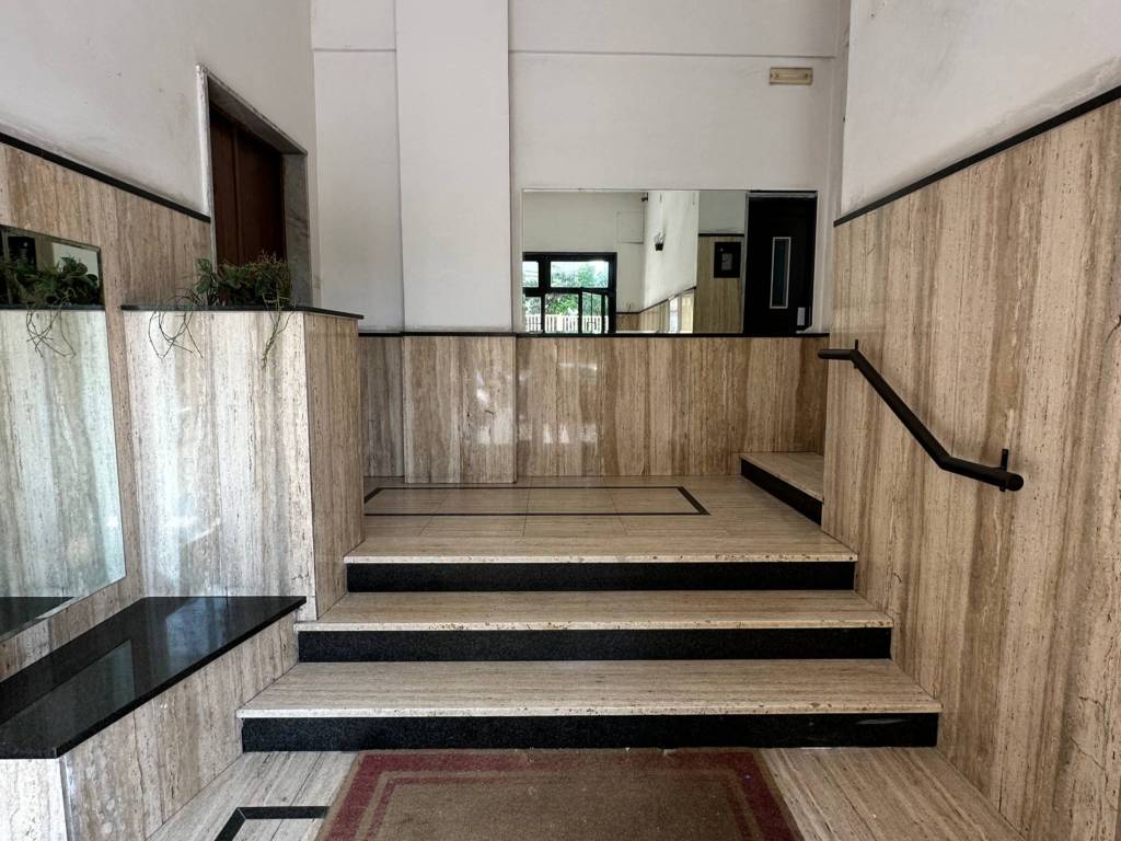 Appartamento a Salerno in Via Vincenzo Loria - Foto 4