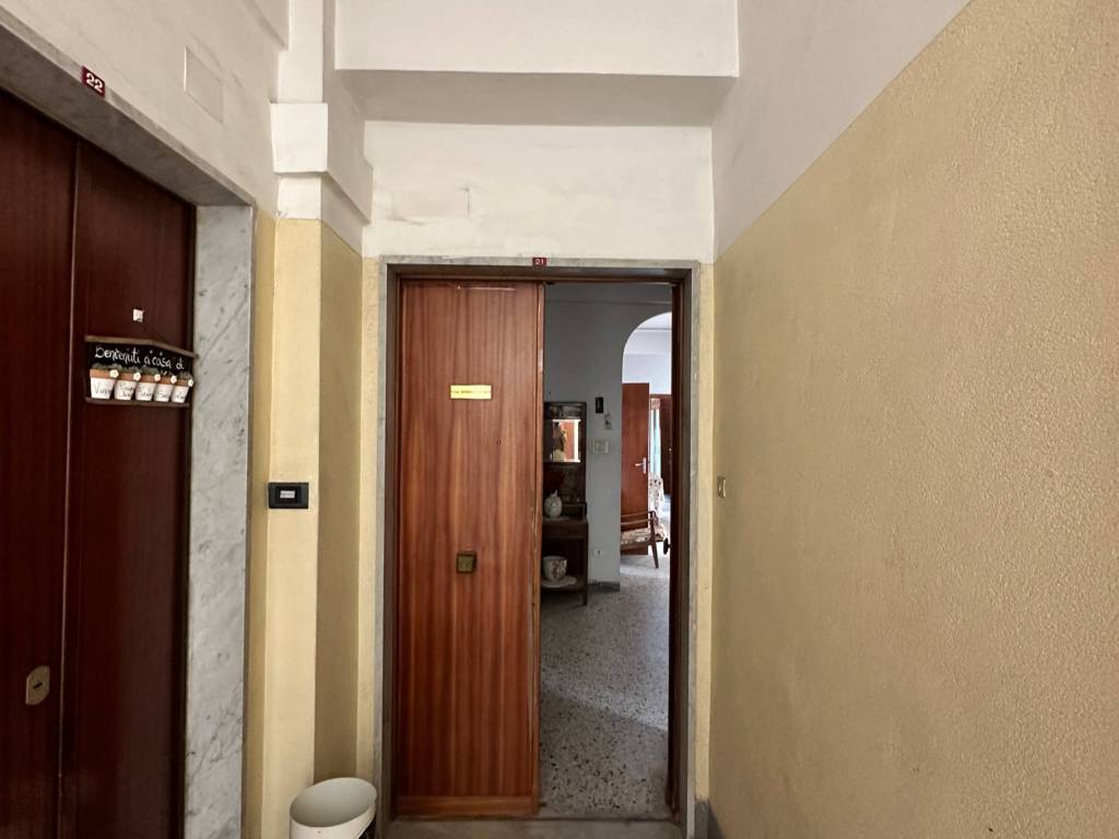 Appartamento a Salerno in Via Vincenzo Loria - Foto 5