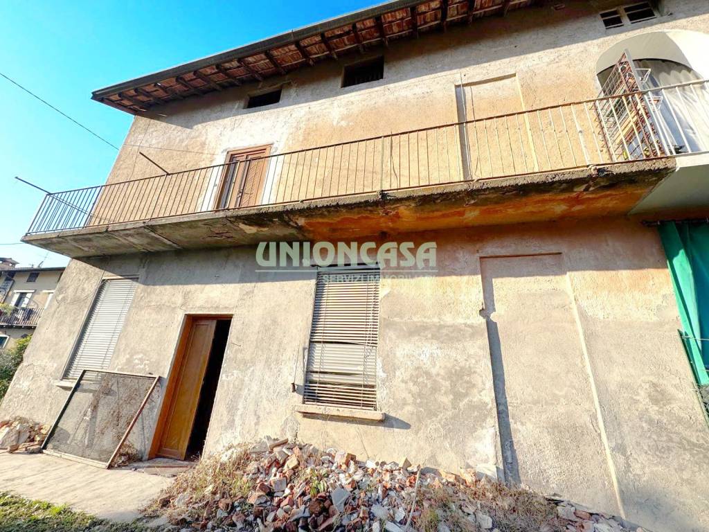 Casa indipendente a Tradate in Via Donato Bramante, 5 - Foto 3