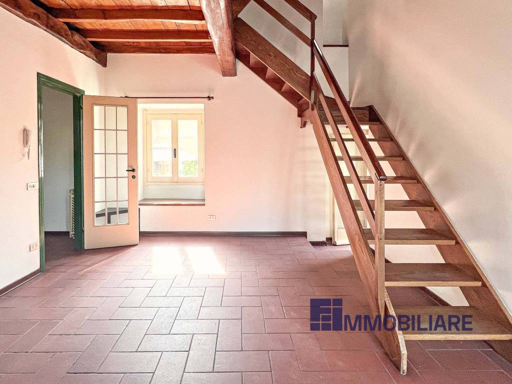 Casa indipendente a Angera in Via Bruschera - Foto 3