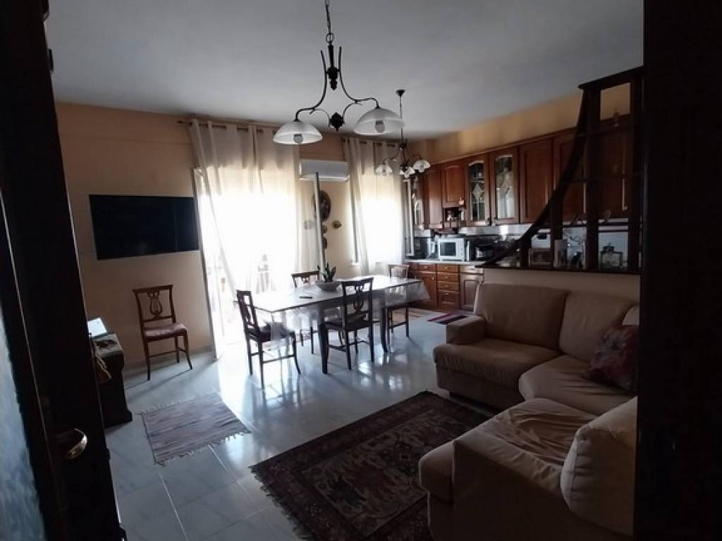Appartamento a Carini in Via Campania - Foto 4