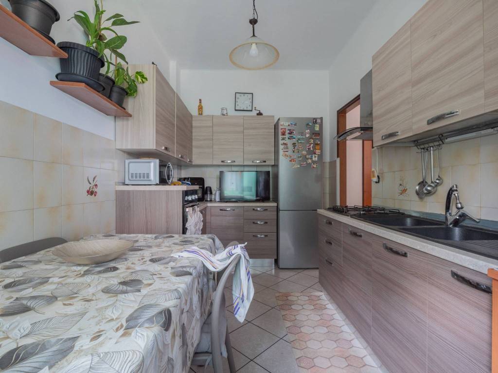Appartamento a Asti in Via Luigi Capuana, 11 - Foto 3