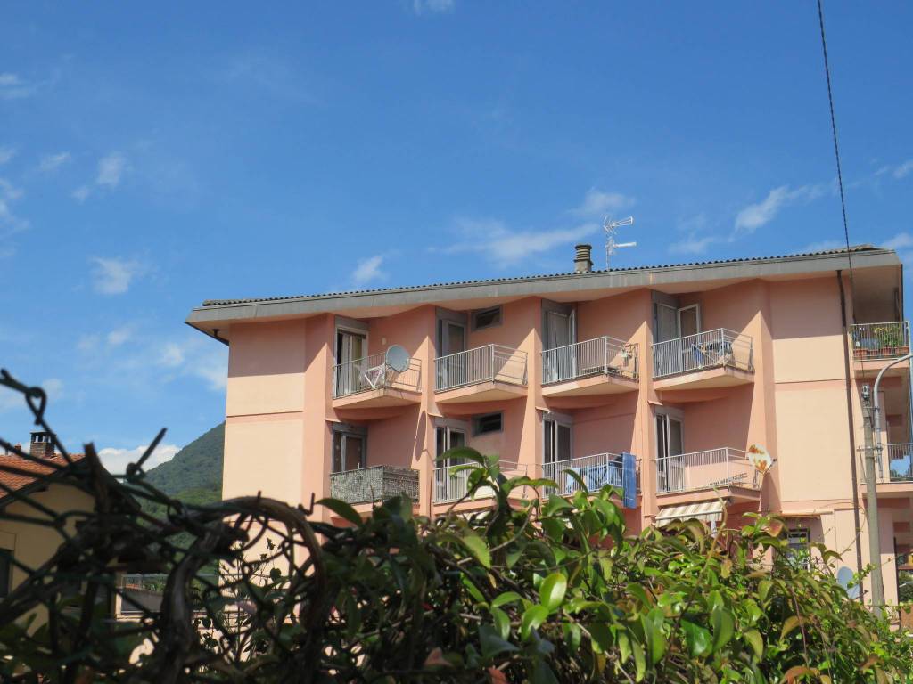 Appartamento a Verbania in Via Arturo Farinelli - Foto 2